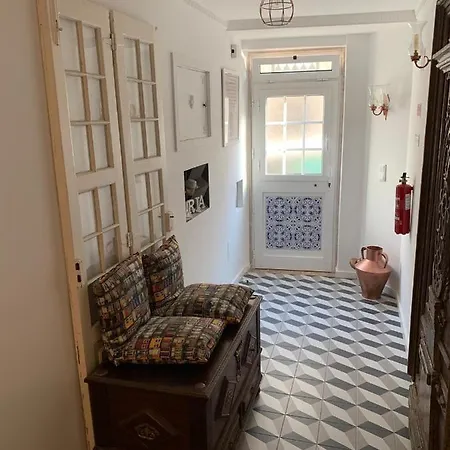 Fernando Lemos Estudio Apartment