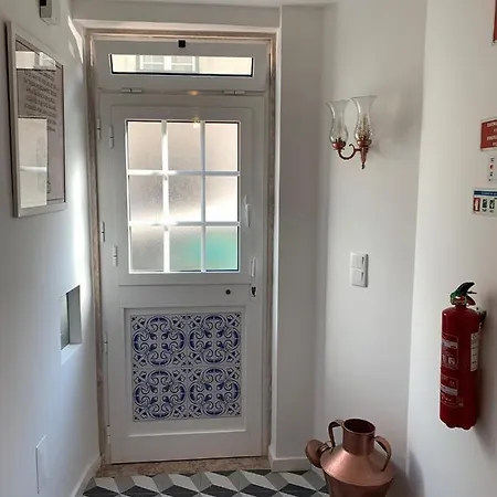 Fernando Lemos Estudio Apartment Lisbon
