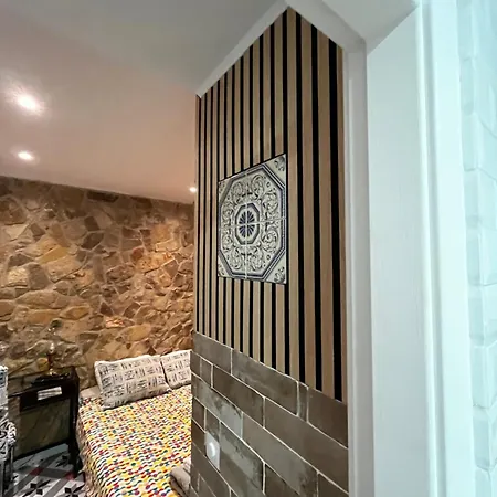 Fernando Lemos Estudio Apartment Lisbon