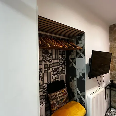 Fernando Lemos Estudio Apartment Lissabon
